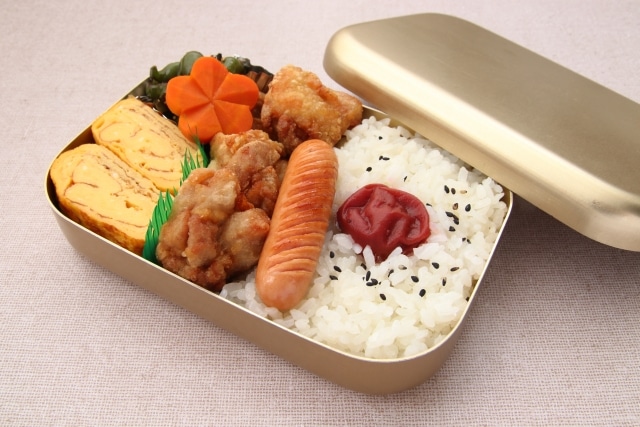 お弁当（から揚げあり）