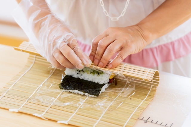 巻きすを使う様子